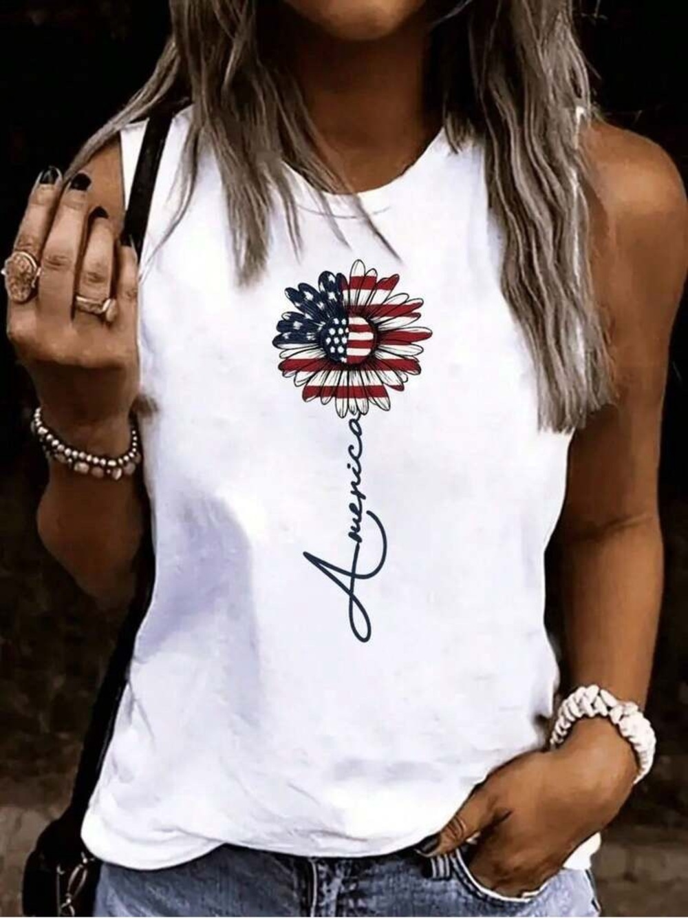 Women's Patriotic Tank Top with American Flag Flower July 4th SIze Medium